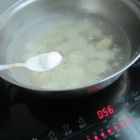 肉丸馄饨汤