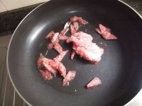 腊肠肉沫炒沙葛