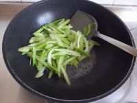 素炒芹菜