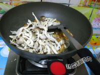 肉片炒平菇
