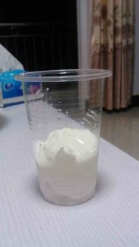 蓝莓水果酸奶