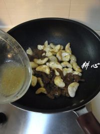 菱角米炒肉片