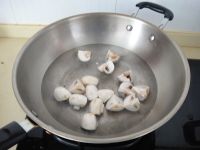 蘑菇莴笋干贝汤
