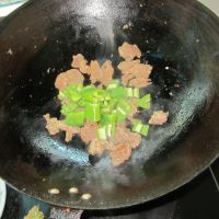 回锅牛腩
