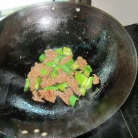 回锅牛腩