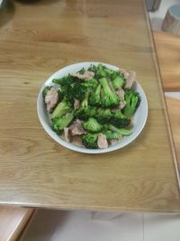 肉片西兰花