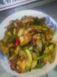 番茄酱炒小瓜蒜苔