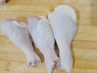 口蘑炒鸡腿肉