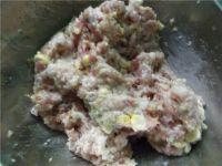 韭菜猪肉馅水饺