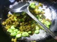 蚕豆酸菜粉丝汤