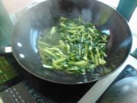 蒜香鸡毛菜