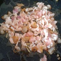 肉丝草菇