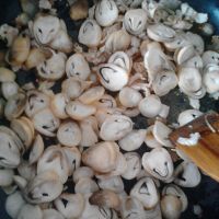 肉丝草菇