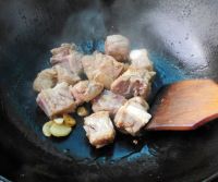 菠萝炖排骨