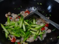 芦笋炒虾仁