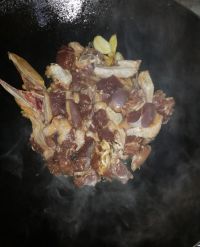 红烧洋鸭