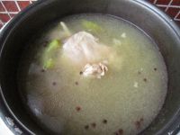 猪骨黄豆苦瓜汤
