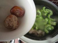 猪骨黄豆苦瓜汤