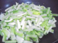 木耳炒芹菜