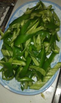 莴笋辣椒炒肉