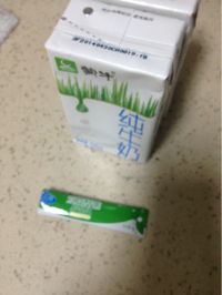 酸奶