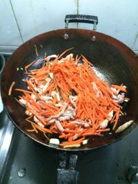 茭白胡萝卜炒肉