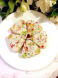 黑芝麻玉米肠饭团