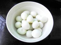 鹌鹑蛋豆腐丸子