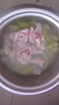 苦瓜瘦肉汤