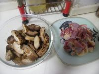花菇烧土鸡