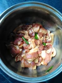 粉蒸肉