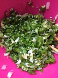 韭菜辣椒鸡蛋饼