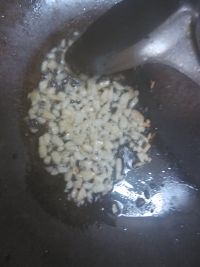 猪油渣炒虎皮青椒