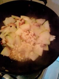 肥肉炒冬瓜