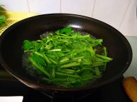 粉丝虾米烩菠菜