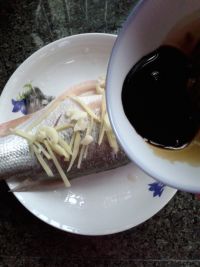 清蒸鲈鱼