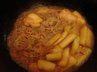 冬瓜肉炖粉条