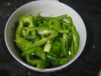 苦瓜炒肉片