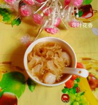 荔枝桂圆银耳汤