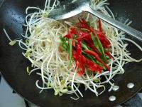 清炒黄豆芽