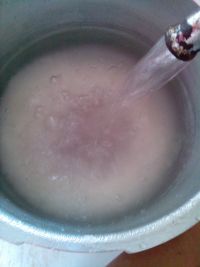 玉米粑粑稀饭