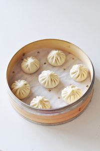 灌汤小笼包