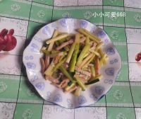 芦笋炒肉丸