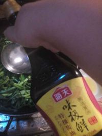 爆炒蒜香空心菜