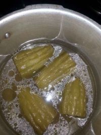 肉末木耳酿苦瓜汤