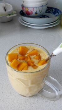 芒果酸奶昔