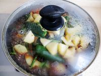 酱香豇豆土豆芹菜