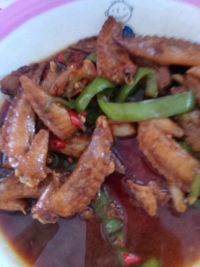 酱炖鸡翅尖