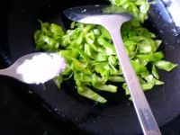 青辣椒炒鸡蛋