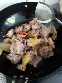 炖土鸡